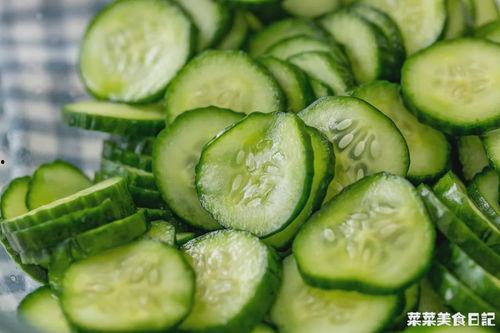 吃瓜的技巧视频,视频揭秘瓜界达人秘籍