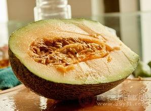 哈密瓜吃吐了,揭秘吃后吐现象背后的真相