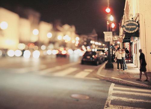 梦见夜里别人送个瓜吃,夜半瓜香，揭秘神秘赠礼之谜