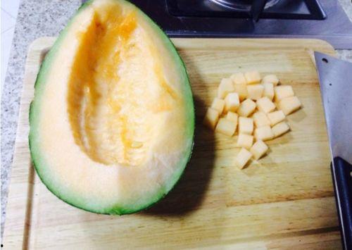 吃哈密瓜怎么牙痛,小心牙痛来袭！